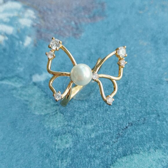 Alicia Bonnie Flutter Gold Adjustable Ring - Picture 1 of 4